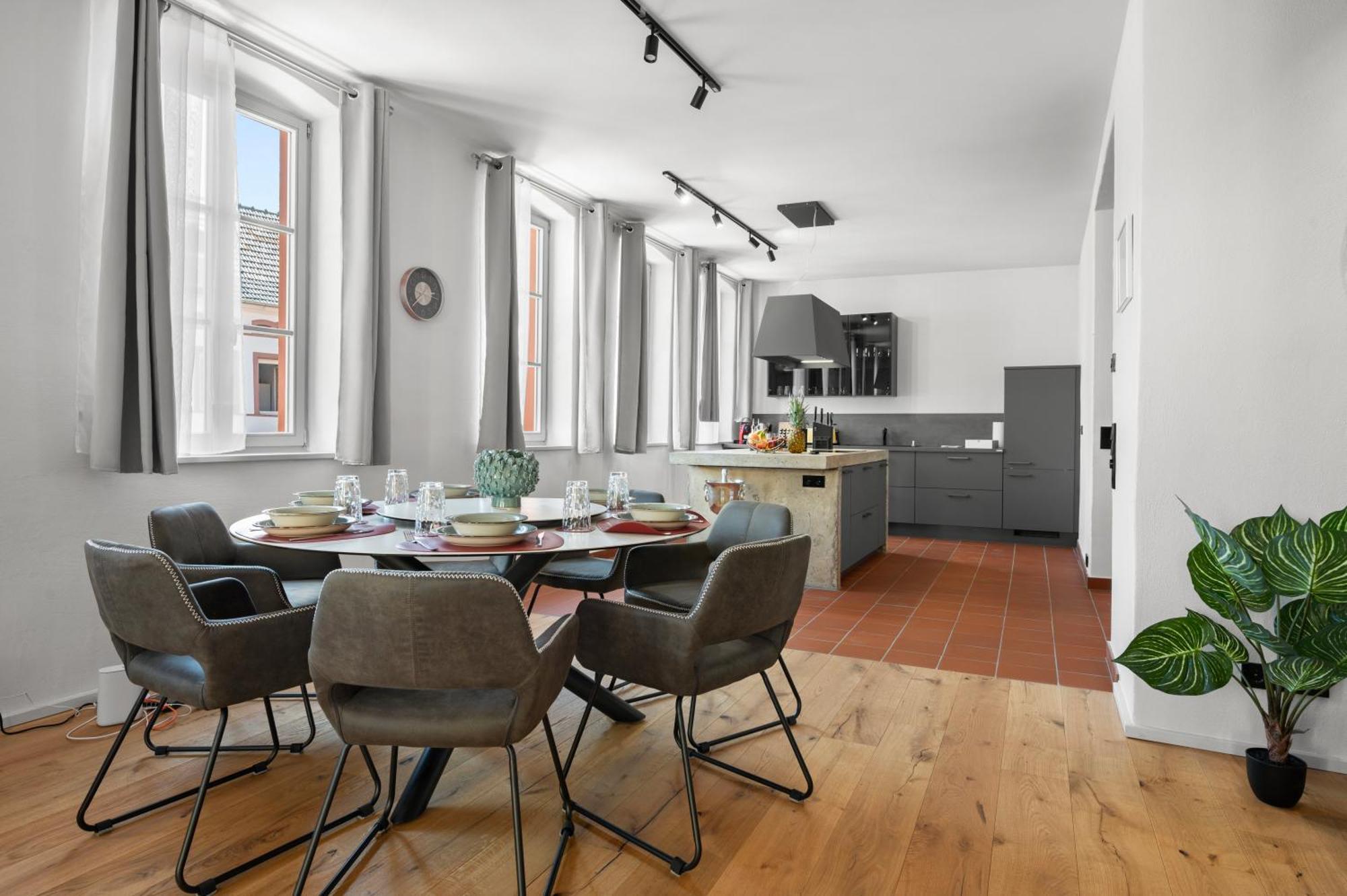 Lit Living Gruenstadt - Luxury- Style Boutique Apartments Εξωτερικό φωτογραφία